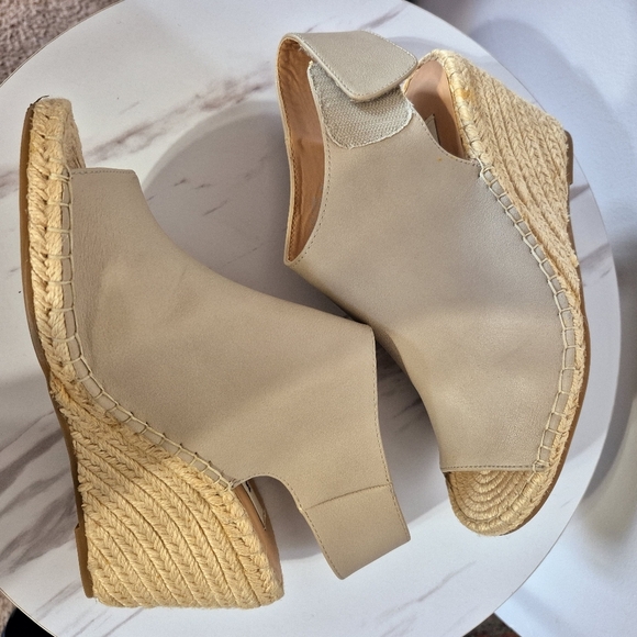 Matt And Nat Acacia Vegan Leather Espadriile Wedge Sandals Size 39 US 8 - Picture 2 of 16